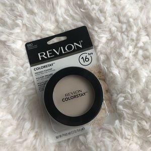 5 FOR $25! 💕 Revlon Colorstay Translucent Powder